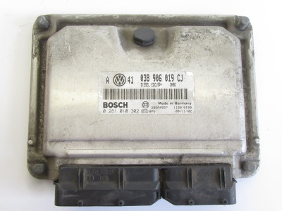 Řídící jednotka motoru 038906019CJ VW Volkswagen Golf IV, Bora 1J