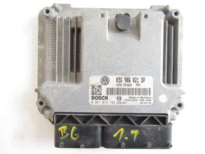 Řídící jednotka motoru 03G906021DP VW  Volkswagen Passat B6 3C