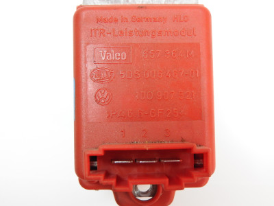 Řídící jednotka ventilátoru topení Škoda Octavia I 1 1U, Superb I 3U, Volkswagen Beetle, Bora, Golf III 1H, Passat B5 3B, Polo 9N, Sharan 7M, Transporter T4, Vento, Seat Alhambra, Cordoba 6K, Ibiza, Leon 1M, Toledo, Audi A3 8P 1J0907521