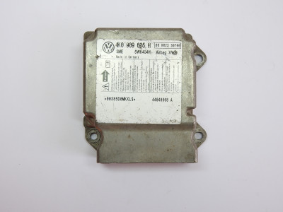 Řídící jednotka airbagu 1K0909605H VW8