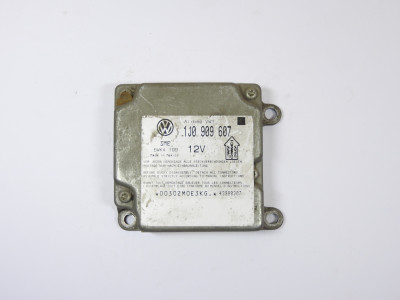 Řídící jednotka airbagu 1J0909607 VW3