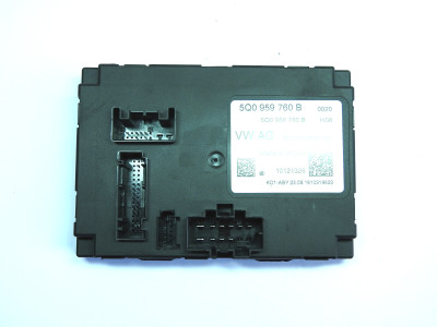 Řídící jednotka nastavení sedadla 5Q0959760B