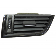 Průduch ventilace levý přední - strana řidiče, černý Škoda Octavia III 3 5E 5E0819701E 5E0819701F