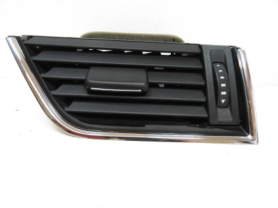Průduch ventilace pravý přední - spolujezdce, chrom Škoda Octavia III 3 5E 5E0819702 5E0819702A 5E0819702C