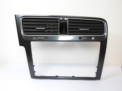 Rámeček rádia a průduchy ventilace středové Volkswagen Golf VII 7 5G 5G1815736C 5G1819743F 5G1819728 AE/AF