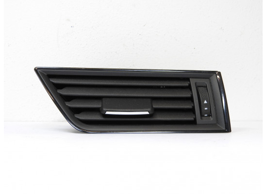 Průduch ventilace pravý přední - spolujezdce, černý Škoda Superb III 3 3V 3V0819702E