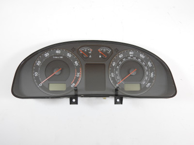 Panel sdružených přístrojů – budíky Škoda Superb I 1 3U 3U0920940C Anglie