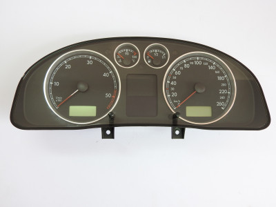Panel sdružených přístrojů – budíky Volkswagen Passat B5,5 3B 3B0920827A