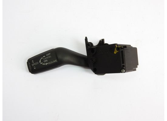 Přepínač zařízení pro regualci rychlosti – tempomat Audi A4 8E, A6 4F, A8 4E 4E0953521 
