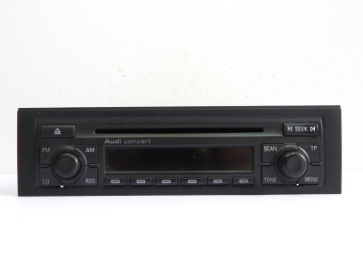 Autorádio s CD Audi