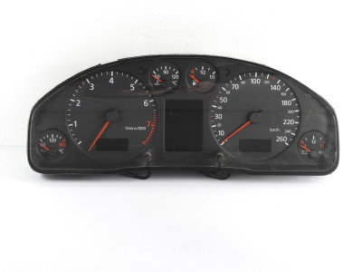 Panel sdružených přístrojů – budíky Audi A4 8D 8D0920930N