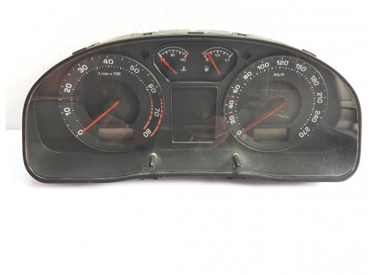 Panel sdružených přístrojů – budíky Škoda Superb I 1 3U 3U0920810C