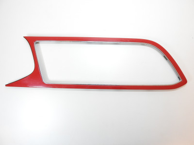 Rámeček průduchů červený Seat Leon 5F 5F1858061