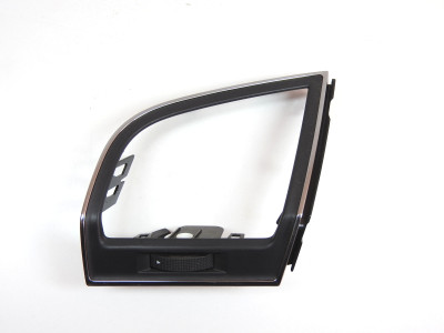 Rámeček průduchu ventilace levý Škoda Fabia III 3 6V 