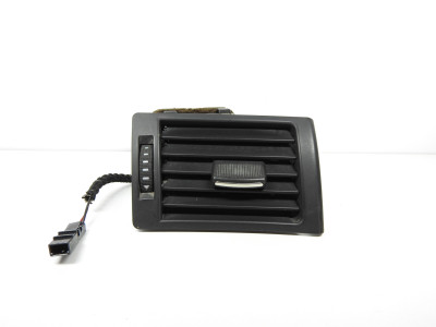 Průduch ventilace pravý přední - spolujezdce  Audi A4 8E 8E0820902F