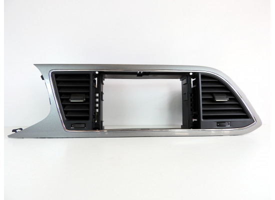 Průduchy ventilace středové šedý lesk Seat Leon 5F 5F1819110D