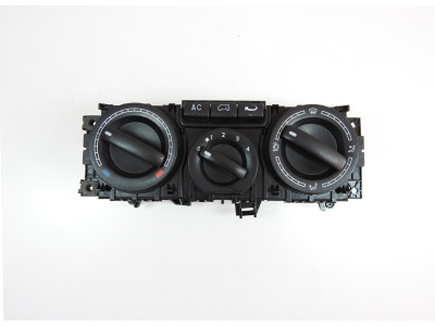 Ovládání ventilace, panel klimatizace, climatic Volkswagen Transporter T5 7H0820045AB