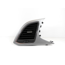 Průduch ventilace levý přední - strana řidiče šedá metalíza Seat Leon 5F 5F1820901D