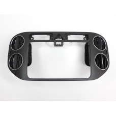 Průduchy ventilace středové s rámečkem palubní desky Volkswagen Golf Plus 5M 5M0819357 5M0819061 5M0819062 5M0858071K