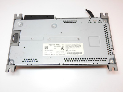 Zesilovač pro soundsystem 3Q0035466A