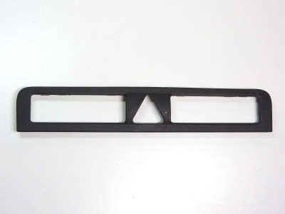Rámeček do palubní desky Audi A3 8P 8P0863321B stav