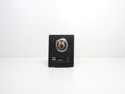 Zásuvka 12 V, vstup USB a AUX Škoda 