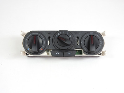Ovládání ventilace, panel klimatizace climatic Seat Ibiza 6J 6J0820045A