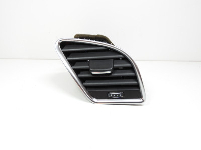 Průduch ventilace pravý přední - spolujezdce  Audi A5 8T 8T1820902G