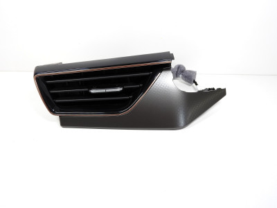 Průduch ventilace levý s rámečkem s podsvícením Škoda Scala 655819701F/G 655819705 655947193A