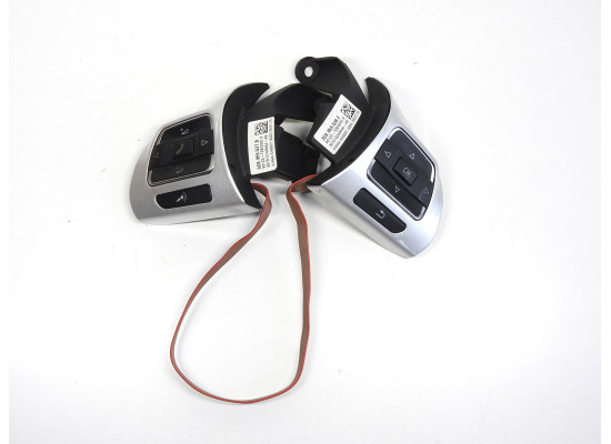 Tlačítka, spínač dálkového ovládání na volantu Volkswagen Golf VI 6 5K, Passat B7 3AA, CC 3C8 3C8959537B 3C8959538E