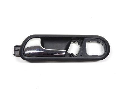 Vnitřní klika levých předních dveří Seat Ibiza 6L1837113E