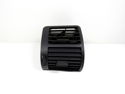 Průduch ventilace levý přední – strana řidiče Audi A2 8Z 8Z0820901-/C