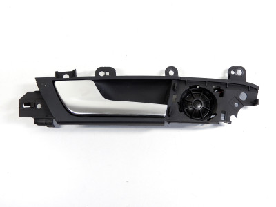 Vnitřní klika levých zadních dveří s reproduktorem Audi A3 8P 8P4839019D 8H0035399D