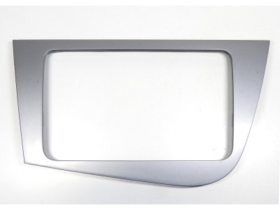 Rámeček rádia a klimatizace Seat Leon 1P 1P1858071A