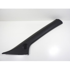 Kryt sloupku, pravý, s reproduktorem ČERNÝ Seat Leon 5F0867234K 5F0035398
