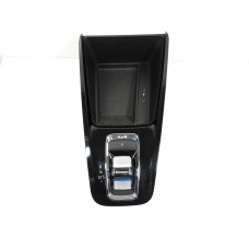 Panel středového tunelu, řadící páka, vstupy USB Škoda Octavia 4 5E4713203BG 657035736