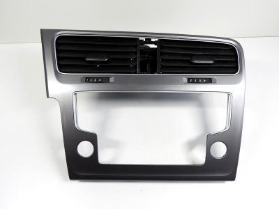 Rámeček rádia a průduchy ventilace středové Volkswagen Golf VII 7 5G 5G1815736C 5G1819743D 5G1819728 AE/AF STAV 