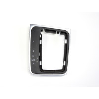 Rámeček řadící páky automatické převodovky s ukazatelem Volkswagen Golf VII 7 5G 5G1713203G