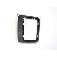 Rámeček řadící páky automatické převodovky s ukazatelem Volkswagen Golf VII 7 5G 5G1713203G