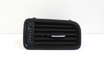 Průduch ventilace pravý - spolujezdce Volkswagen Jetta 5C6819704