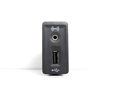 Media in 5G0035222E 5Q0035726E