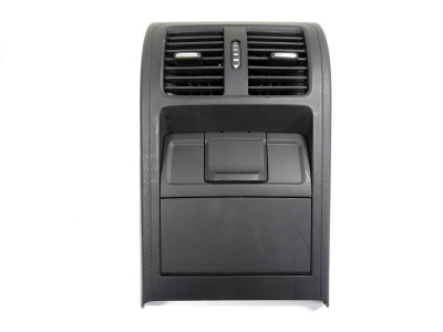 Panel s průduchy do loketní opěrky Volkswagen Passat B7 3AA864298 3AA819203 stav!