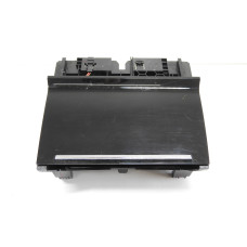 Odkládací schránka, přihrádka černá Škoda Octavia III 3 5E 5E1863077A stav!