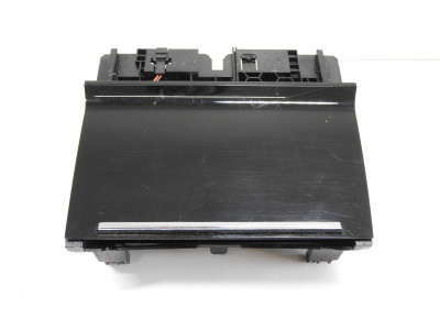 Odkládací schránka, přihrádka černá Škoda Octavia III 3 5E 5E1863077A stav!