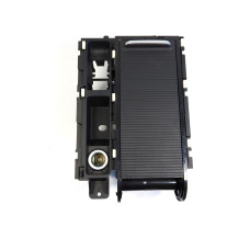 Odkládací přihrádka na nápoje s roletkou Volkswagen Passat B8 3G 3G0862531H