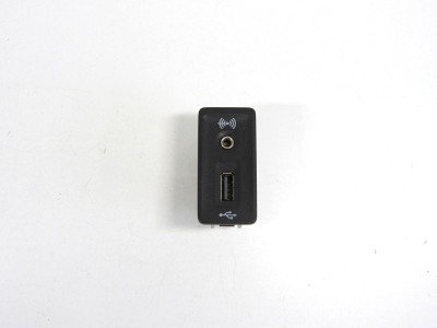 Media in 5G0035222C 5Q0035724