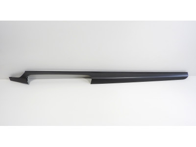 Lišta ozdobná na palubní desku s podsvícením šedý leštěný dekor Škoda Superb III 3 3V 3V1858418A 3V1947194