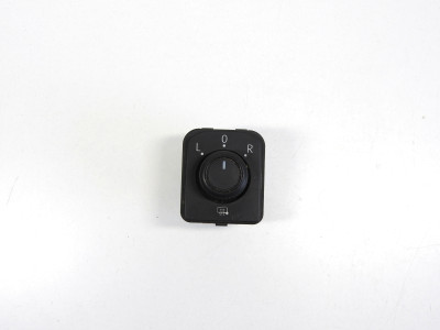 Ovládání vnějších elektricky nastavitelných zpětných zrcátek Volkswagen, Seat 3G0959565