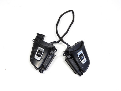 Tlačítka, set dálkového ovládání na volantu Volkswagen Caddy 2K 2K0959442