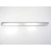 Lišta ozdobná na palubní desku Volkswagen Golf VI 6 5K 5K1858415B dekor šedý proužek